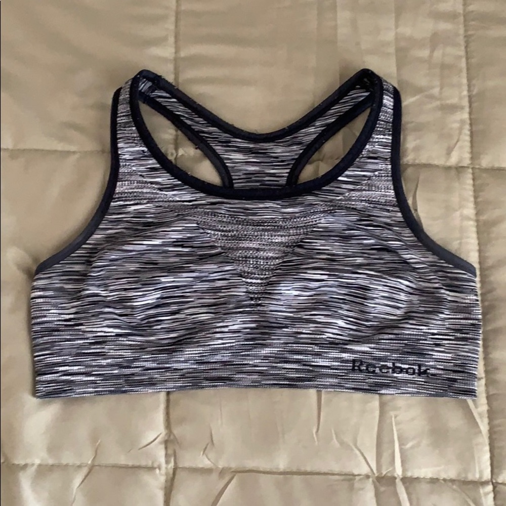 Sports bra